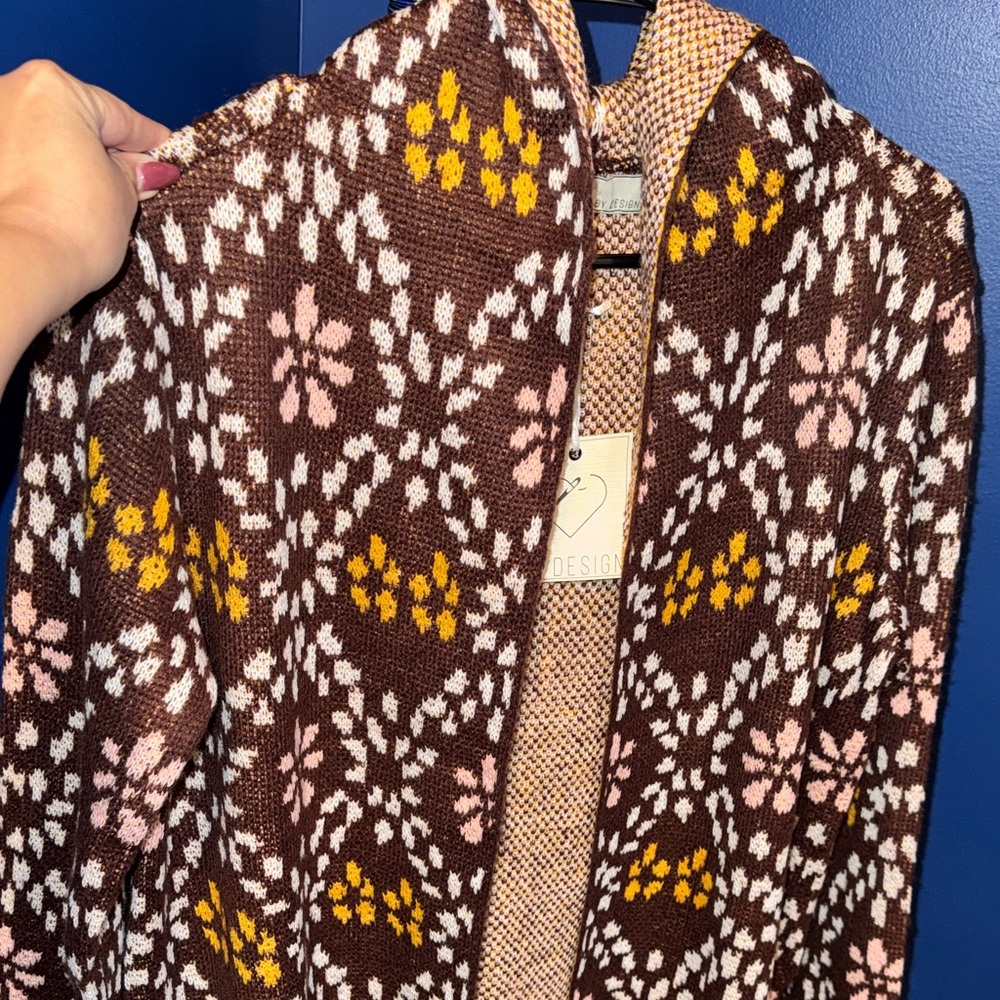 By Design- NWT Brown Floral Patterned Cardigan Size Medium - Picture 8 of 16